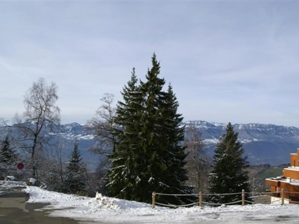 3 Pieces Au Pied Des Pistes Avec Balcon Et Casier A Skis - Fr-1-557-7 Les Adrets Apartman